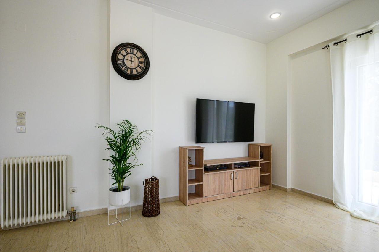 Oliva Apartment Kalamata Exterior photo